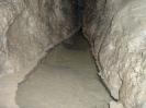 Bauernhöhle - Kleines Sinterbecken am Ende der rechten Höhlenseite.