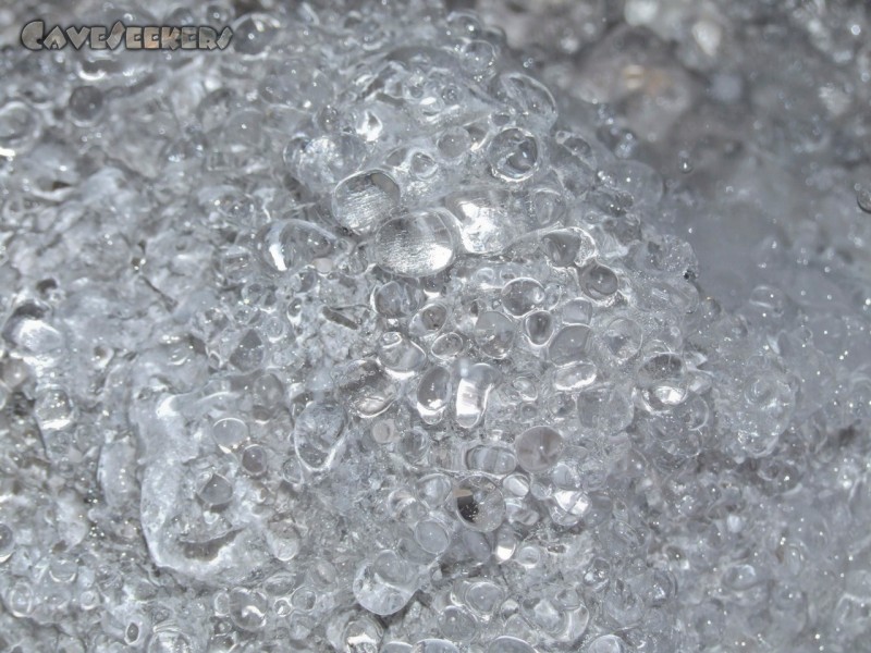 Eiskapelle: Perlen aus Eis, gar schön!