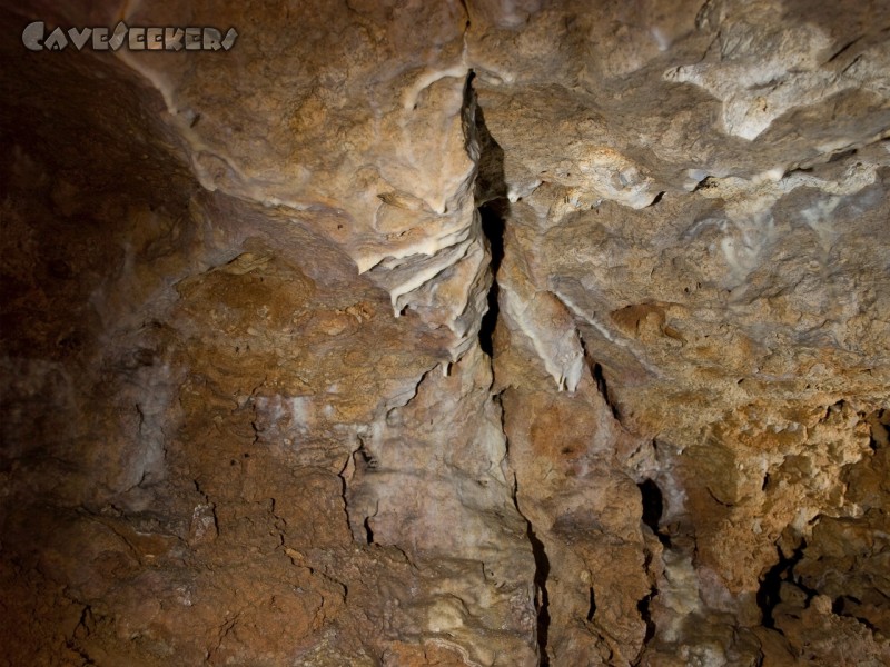 Euerwanger Höhle: Trockener Sinter