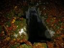 Moorloch - Der riesige Eingang der Höhle