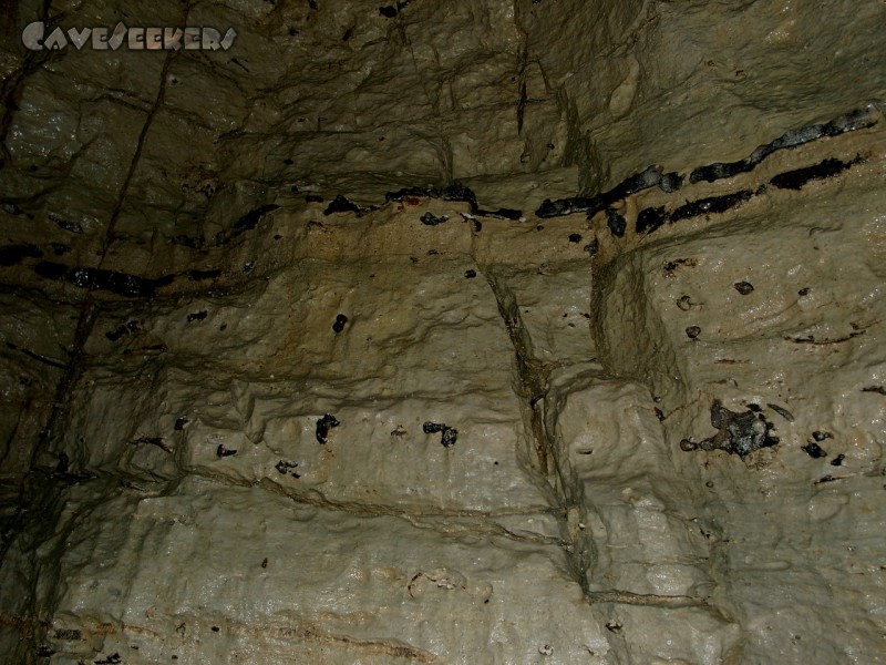 X-Akten Höhle: Für den Geologen eventuell interessant.